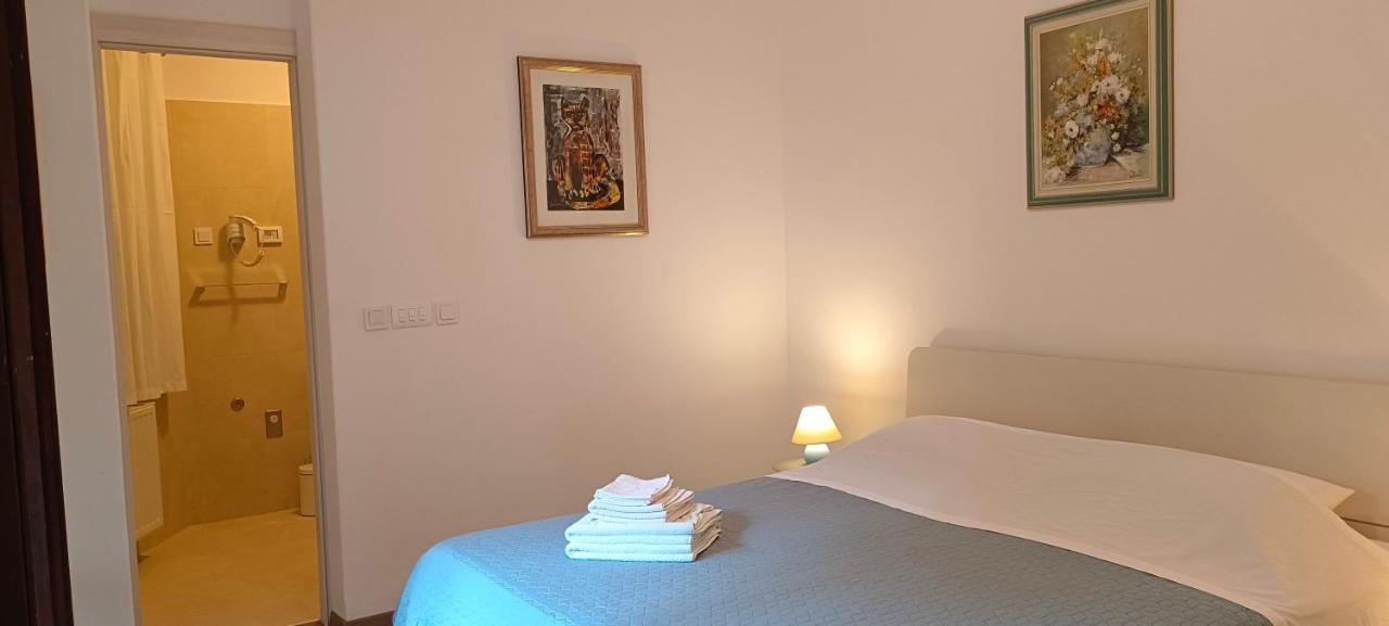 Apartment Oriana Rovinj Luaran gambar